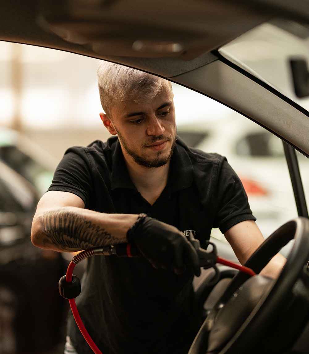 ortrait Erwan Auto Nett